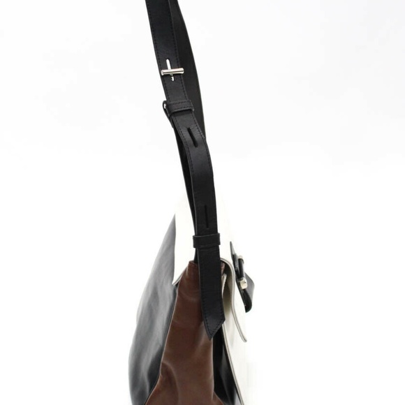 Joanna Maxham Medium Cadence Blocked Flap Shoulder - Picture 4 of 12